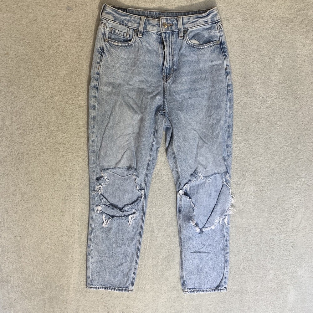American Eagle Mom Straight Jeans Womens 4 Regular Light Blue Excellent Distress